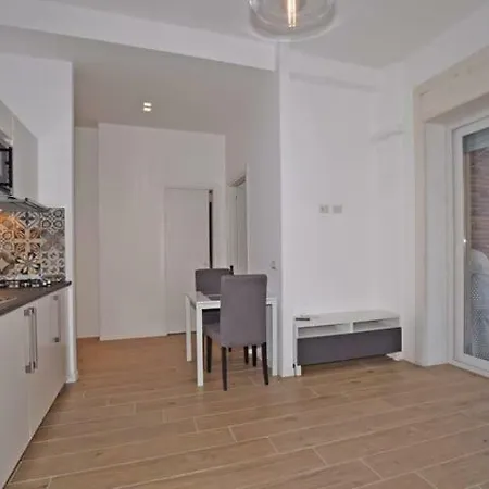 Dom wakacyjny Il Rosso E Il Nero Neapol