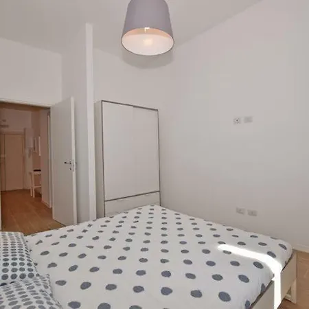 Il Rosso E Il Nero Napoli